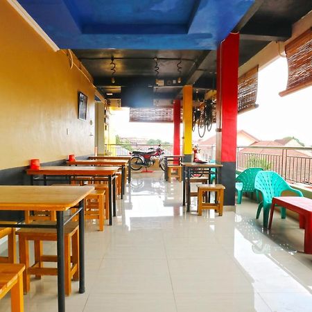 Penginapan Medan Exteriör bild
