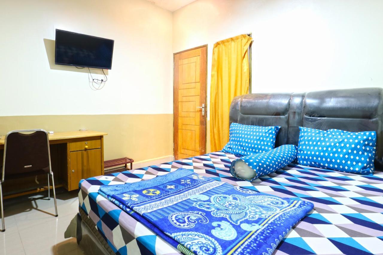 Penginapan Medan Exteriör bild